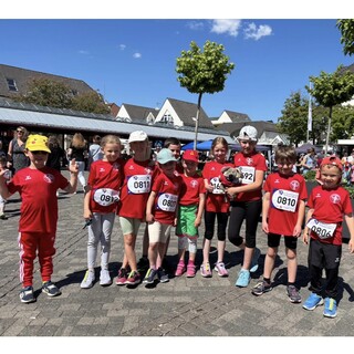 Rumbeck mit zahlreiche Podestplätzen beim Neheimer Citylauf